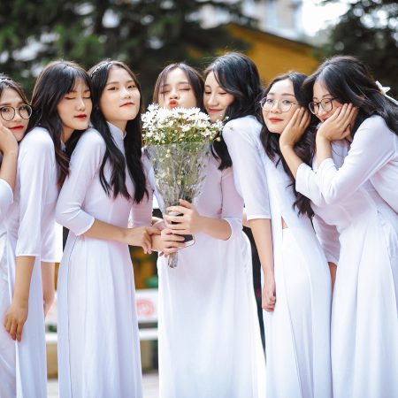 Bảng Giá Chụp Ảnh Kỷ Yếu Hà Nội