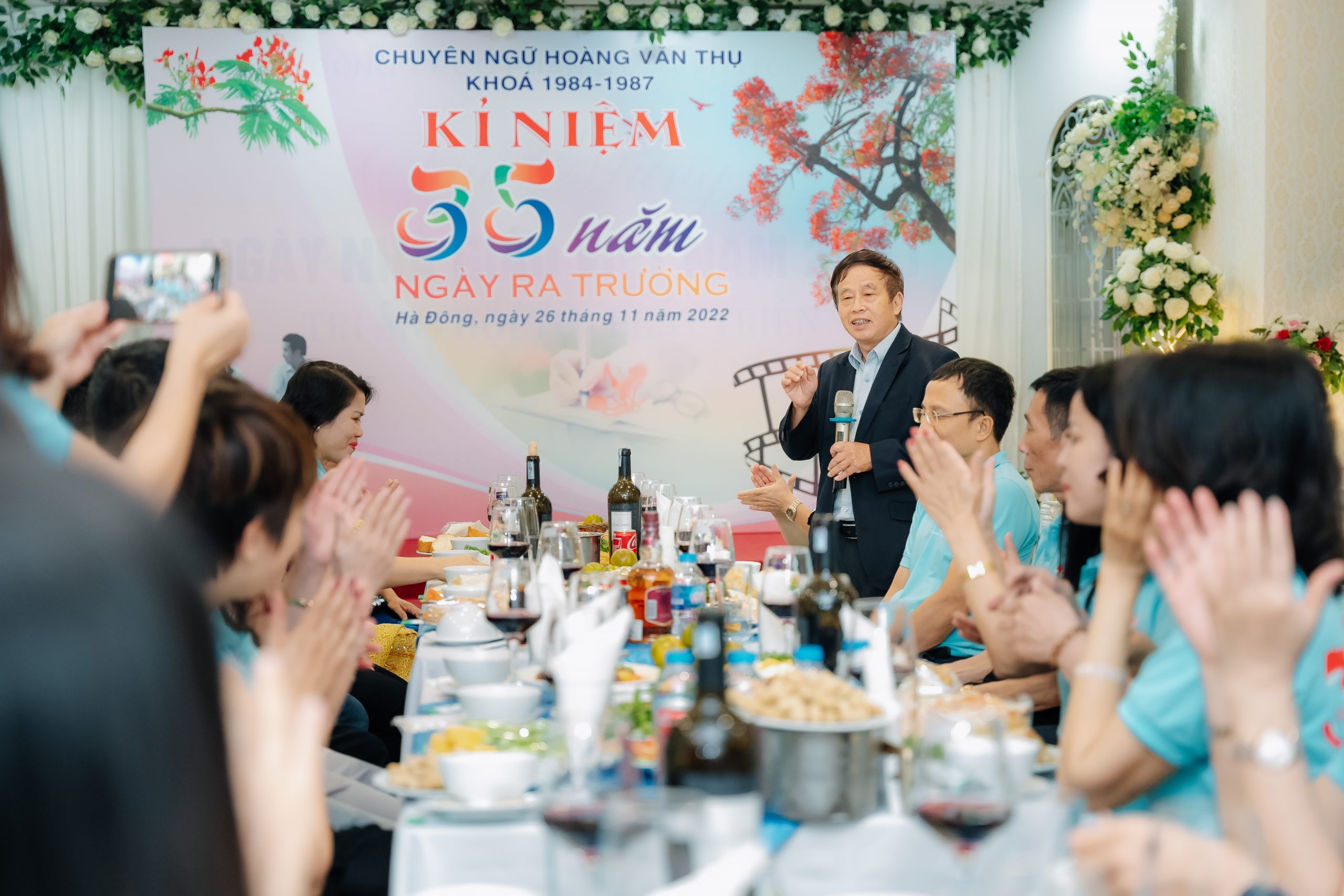 Chụp Ảnh Họp Lớp